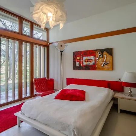 Вилла Magnolia Luxury - Privata Con Piscina Флоренция